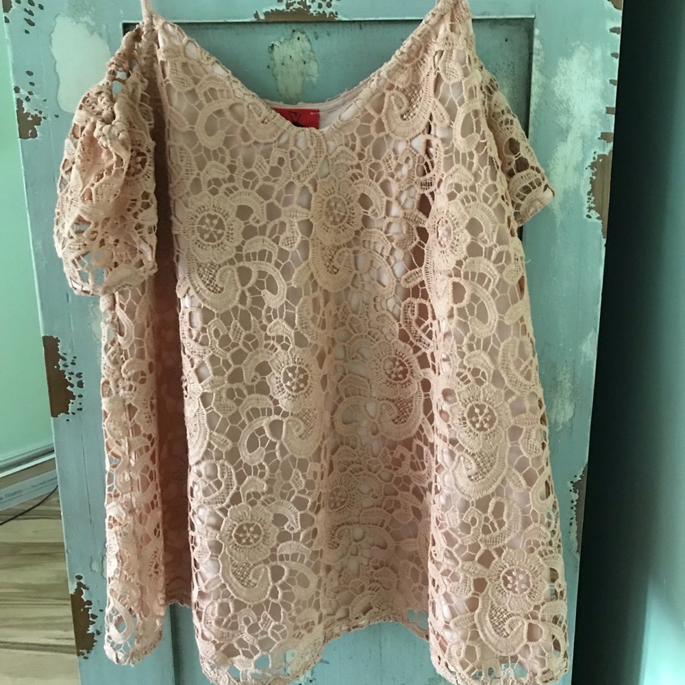 Ladies top /v Christina